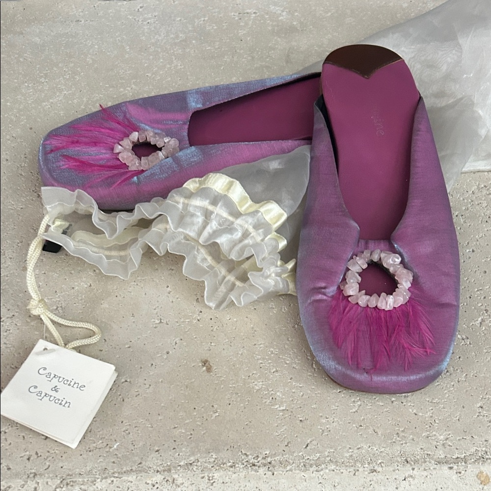 Purple Feathered Women's mules. Elegant and beautiful